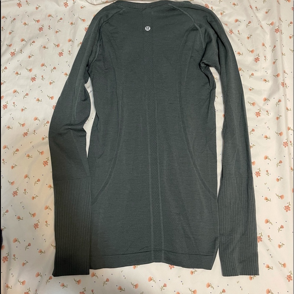 Lululemon swiftly Tech Long Sleeve 2.0